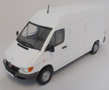 HOL1094 - MERCEDES BENZ Sprinter Utility weiß
