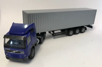 CON65109 - VOLVO FM10 6x4 mit 3-Achs-Anhänger