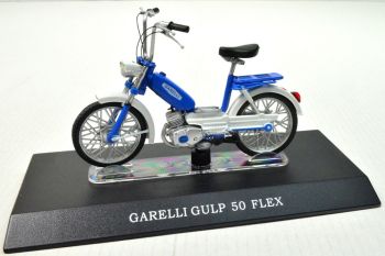 MAGMOT057 - Blaues und weißes 1970 GARELLI Gulp 50 Flex Moped