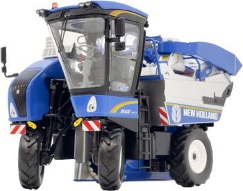 MAR2319 - Traktor NEW HOLLAND BRAUD 9070L