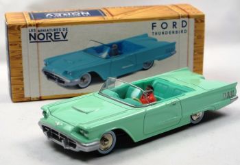 NOREVCL2711 - FORD Thunderbird 1960 Adriagrünes Cabriolet mit Fahrer