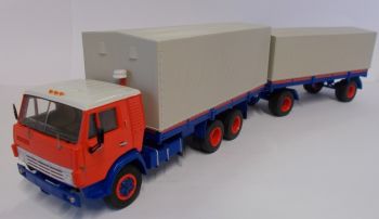 PRXPCL47054 - KAMAZ 53212 6x4 Planenträger mit Bordwänden und Anhänger