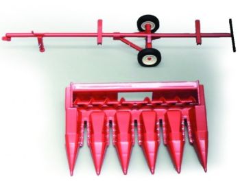 REP131 - Maisgebiss IH 853F mit Schneidwerk