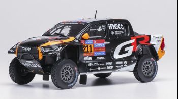 IXORAM985.22 - Toyota Hilux IMT Evo #211 Rallye Dakar 2025 H.LATEGAN / B.CUMMINGS