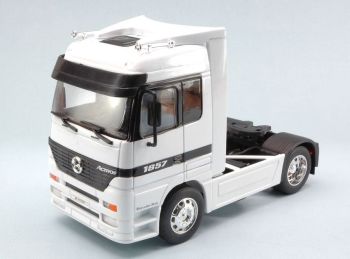 WEL32280WC - MERCEDES-BENZ Actros 4x2 weiß