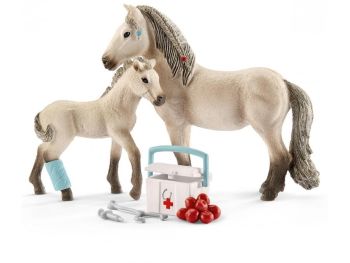 SHL42430 - Horse Club Hannah Rescue Kit