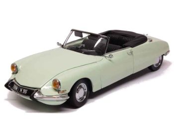 SUN4745 - CITROEN DS 19 weißes Cabriolet 1961