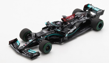 SPA18S604 - MERCEDES-AMG Petronas W12 E Performance #44 1. GP Russland 2021 L. HAMILTON 100. GP