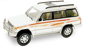 HER87MC000043 - MITSUBISHI Pajero weiß