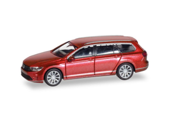 HER038980-002 - VOLKSWAGEN Passat Variant GTE orange metallic