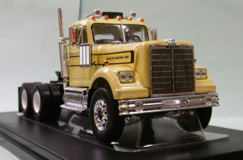 IXOTR161.22 - WESTERN Star 4864 6x4 1970 Gelb