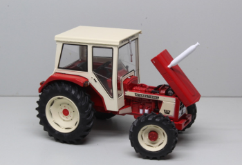 REP199 - INTERNATIONAL 554 4x4 Mit Kabine