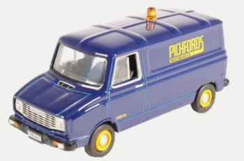 OXF76SHP004 - LEYLAND Sherpa Van „PICKFORDS“