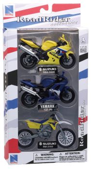 NEW67015A - Kiste mit 3 Motorrädern 2 SUZUKI und ein YAMAHA