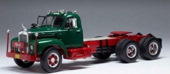IXOTR104 - MACK B 61 6x4 1953 Grün