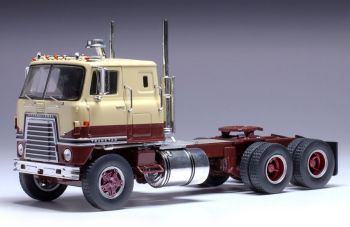 IXOTR201.22 - INTERNATIONAL Transtar COE 1965 beige und braun