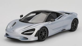 TS0546 - McLAREN 750S 2023 Hellgrau