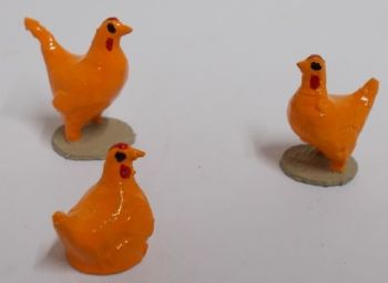 UM205 - Lot von 2 Hühnern und 1 Huhn